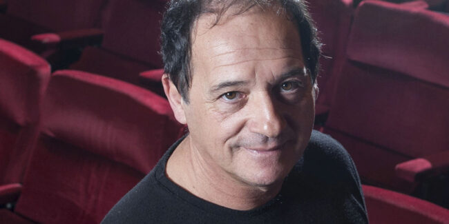 04_Box-Mock-up_opened_perspective-view-1-Recuperado